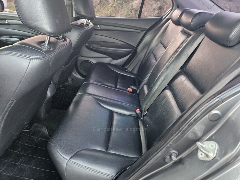 CITY 1.5 LX 16V FLEX 4P AUTOMÁTICO - 2013 - PICADA CAFé