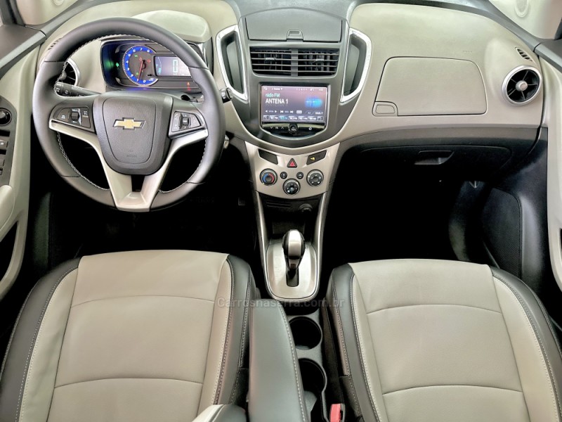 TRACKER 1.8 MPFI LTZ 4X2 16V FLEX 4P AUTOMÁTICO - 2015 - NOVO HAMBURGO