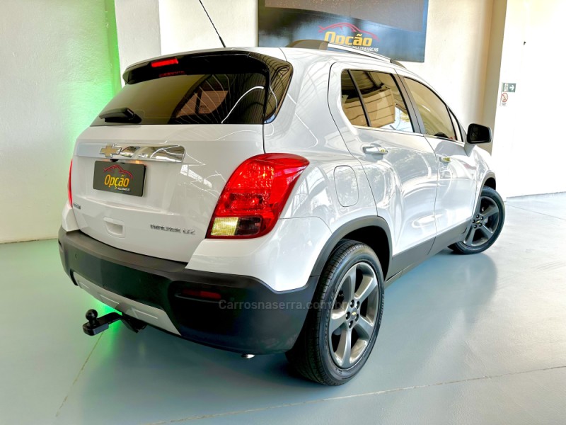TRACKER 1.8 MPFI LTZ 4X2 16V FLEX 4P AUTOMÁTICO - 2015 - NOVO HAMBURGO