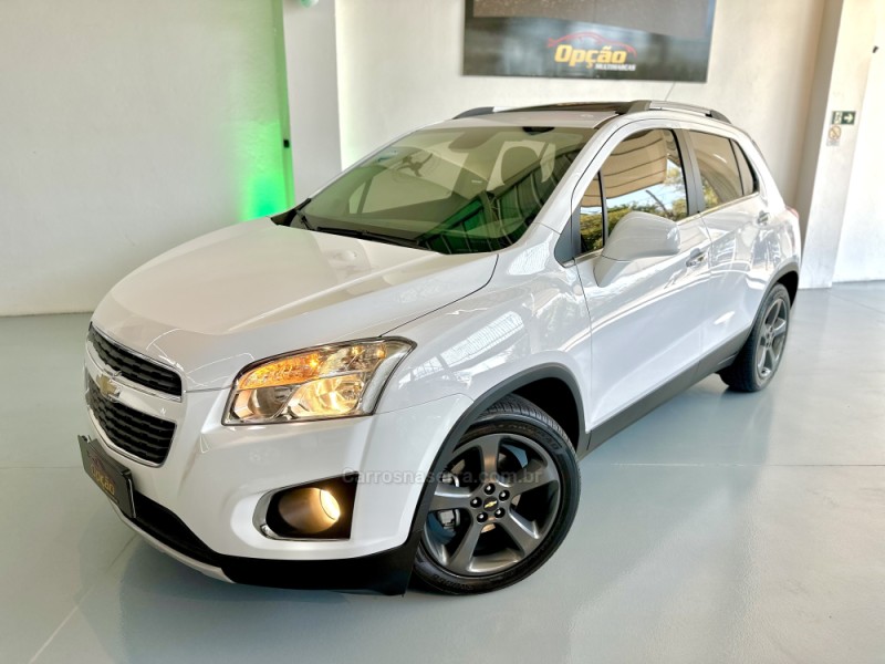 TRACKER 1.8 MPFI LTZ 4X2 16V FLEX 4P AUTOMÁTICO - 2015 - NOVO HAMBURGO