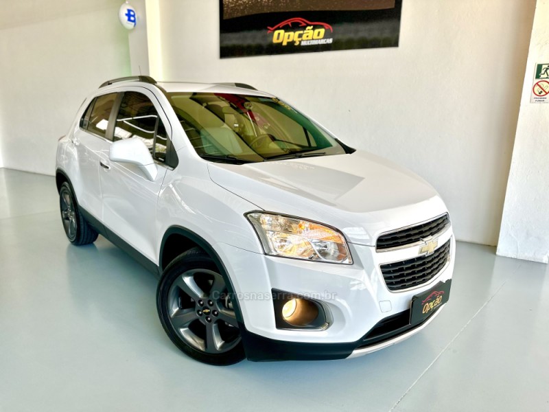 tracker 1.8 mpfi ltz 4x2 16v flex 4p automatico 2015 novo hamburgo