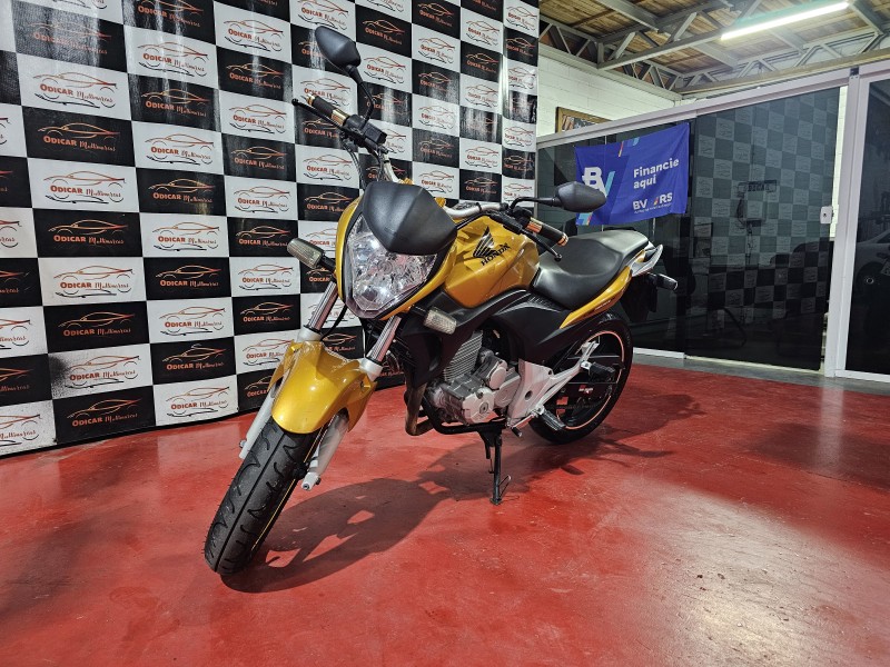 CB 300R  - 2010 - CAXIAS DO SUL