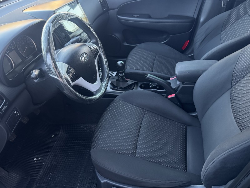 I30 2.0 MPFI GLS 16V GASOLINA 4P MANUAL - 2011 - CAXIAS DO SUL