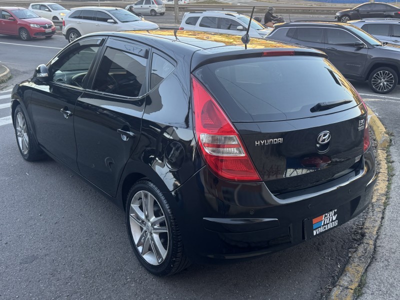 I30 2.0 MPFI GLS 16V GASOLINA 4P MANUAL - 2011 - CAXIAS DO SUL