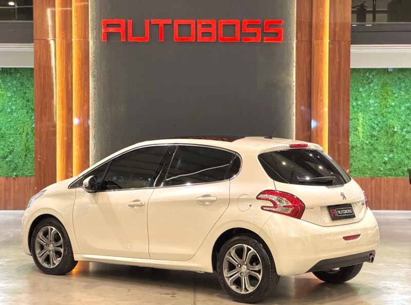 208 1.6 GRIFFE 16V FLEX 4P AUTOMÁTICO - 2015 - NOVO HAMBURGO