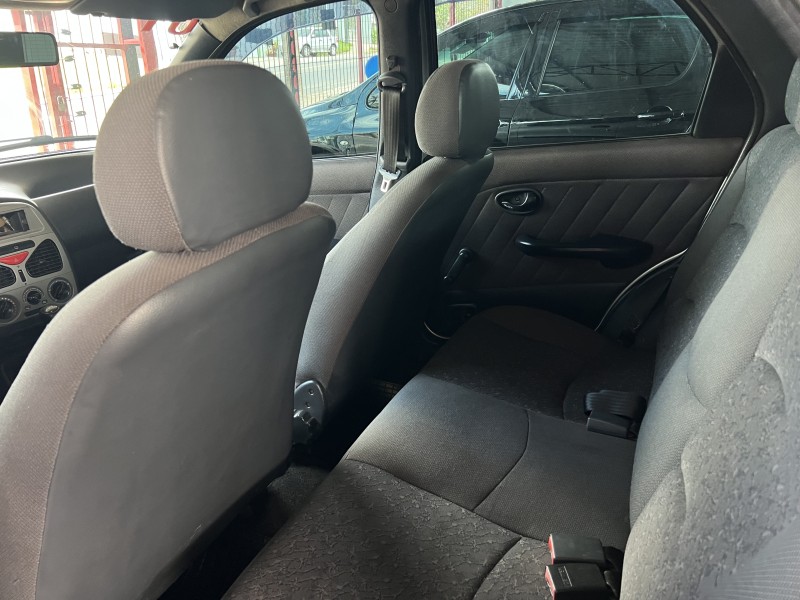 SIENA 1.3 MPI FIRE ELX 16V GASOLINA 4P MANUAL - 2001 - CAXIAS DO SUL