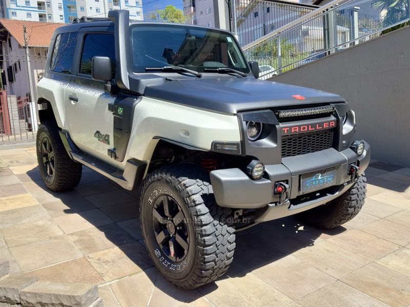 T4 BOLD 3.2 TDI 4X4 20V TURBO DIESEL 2P MANUAL - 2017 - BENTO GONçALVES