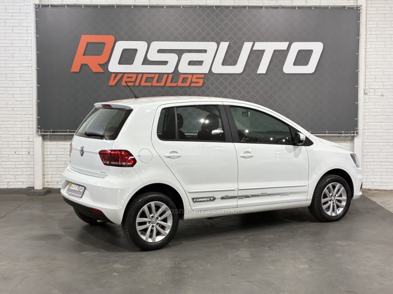 FOX 1.6 CONNECT 8V FLEX 4P MANUAL - 2018 - VENâNCIO AIRES