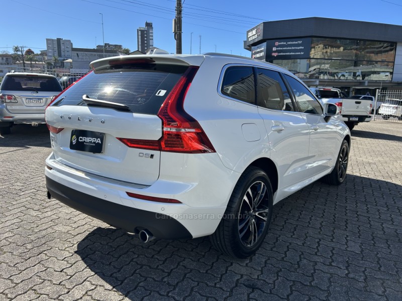XC60 2.0 D5 MOMENTUM AWD DIESEL 4P AUTOMÁTICO - 2019 - FARROUPILHA