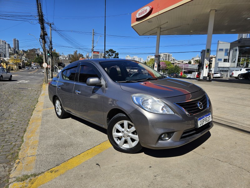 VERSA 1.6 16V FLEX SL 4P MANUAL - 2014 - CAXIAS DO SUL