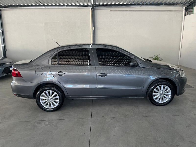 VOYAGE 1.0 MI 8V FLEX 4P MANUAL - 2014 - CAXIAS DO SUL