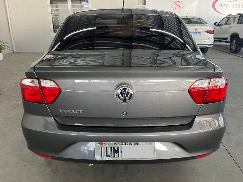 VOYAGE 1.0 MI 8V FLEX 4P MANUAL - 2014 - CAXIAS DO SUL