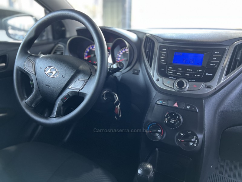 HB20 1.6 COMFORT PLUS 16V FLEX 4P MANUAL - 2013 - BOM PRINCíPIO