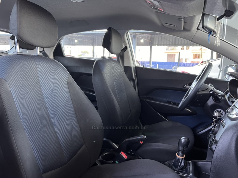 HB20 1.6 COMFORT PLUS 16V FLEX 4P MANUAL - 2013 - BOM PRINCíPIO