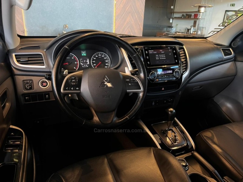 L200 TRITON 2.4 16V TURBO DIESEL SPORT HPE CD 4P 4X4 AUTOMÁTICO - 2017 - CAMPO BOM