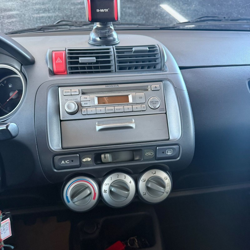 FIT 1.4 LX 8V GASOLINA 4P MANUAL - 2007 - CAXIAS DO SUL