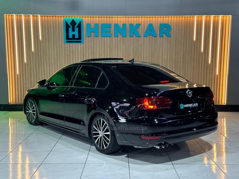 JETTA 2.0 COMFORTLINE FLEX 4P TIPTRONIC - 2013 - CAMPO BOM