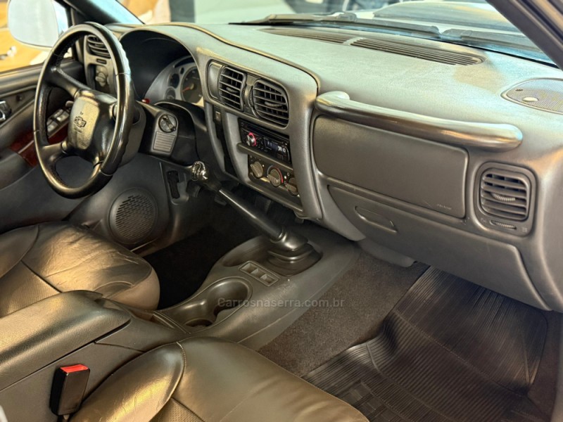S10 2.8 EXECUTIVE 4X2 CD 12V TURBO ELECTRONIC INTERCOOLER DIESEL 4P MANUAL - 2006 - CARLOS BARBOSA