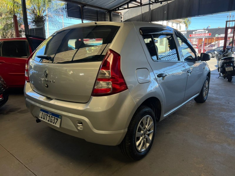SANDERO 1.0 AUTHENTIQUE 16V FLEX 4P MANUAL - 2013 - CAXIAS DO SUL