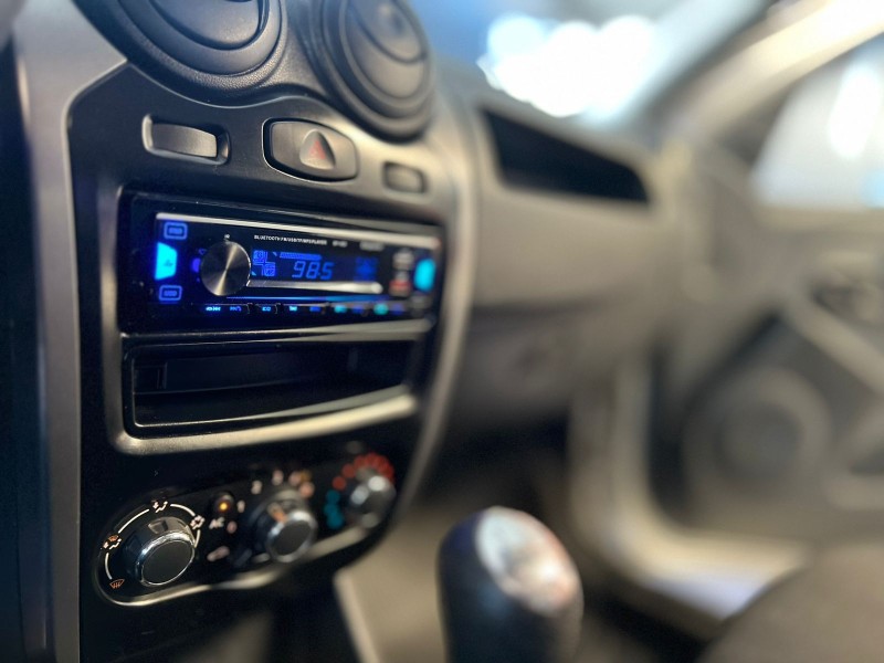 SANDERO 1.0 AUTHENTIQUE 16V FLEX 4P MANUAL - 2013 - CAXIAS DO SUL