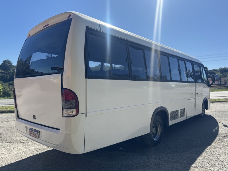 VOLARE EXECUTIVE W9 - 2010 - CAXIAS DO SUL