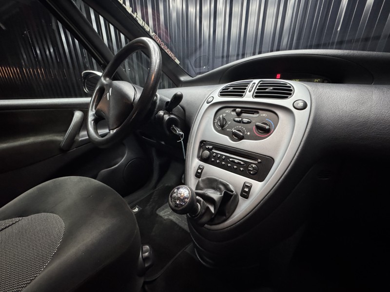 XSARA PICASSO 1.6 I GLX 16V FLEX 4P MANUAL - 2009 - CAXIAS DO SUL