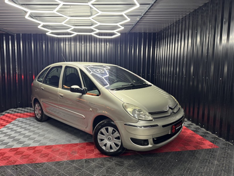 XSARA PICASSO 1.6 I GLX 16V FLEX 4P MANUAL - 2009 - CAXIAS DO SUL