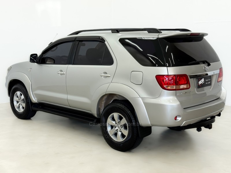 HILUX SW4 3.0 SRV 4X4 16V TURBO INTERCOOLER DIESEL 4P MANUAL - 2006 - CAXIAS DO SUL