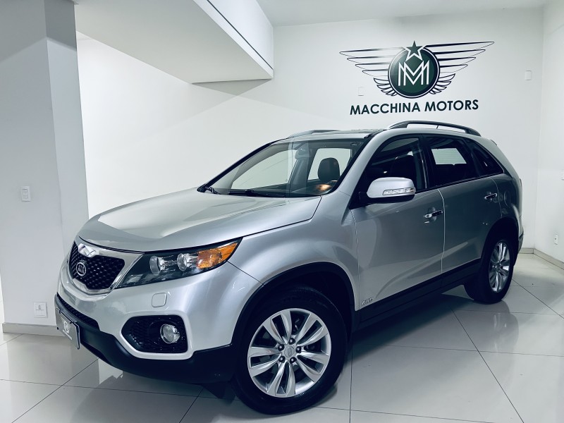 SORENTO 2.4 EX2 AWD 4X4 16V GASOLINA 4P 7 LUGARES AUTOMÁTICO - 2011 - CAXIAS DO SUL