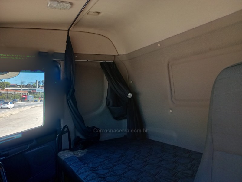 R-440 A 6X2 - 2014 - FARROUPILHA