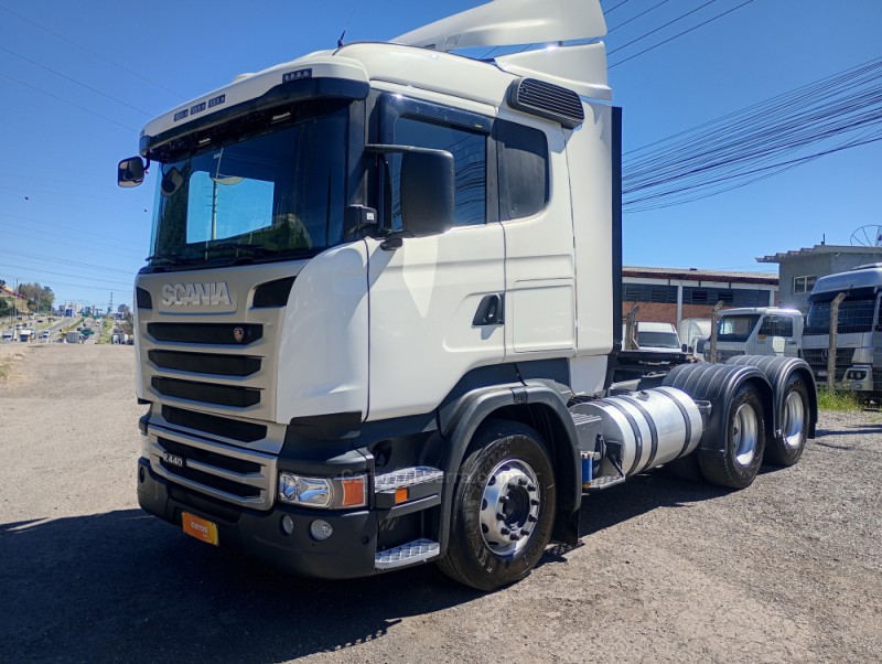 r 440 a 6x2 2014 farroupilha