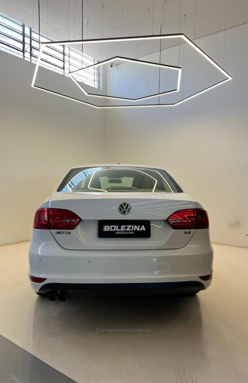 JETTA 2.0 COMFORTLINE FLEX 4P TIPTRONIC - 2013 - NOVO HAMBURGO