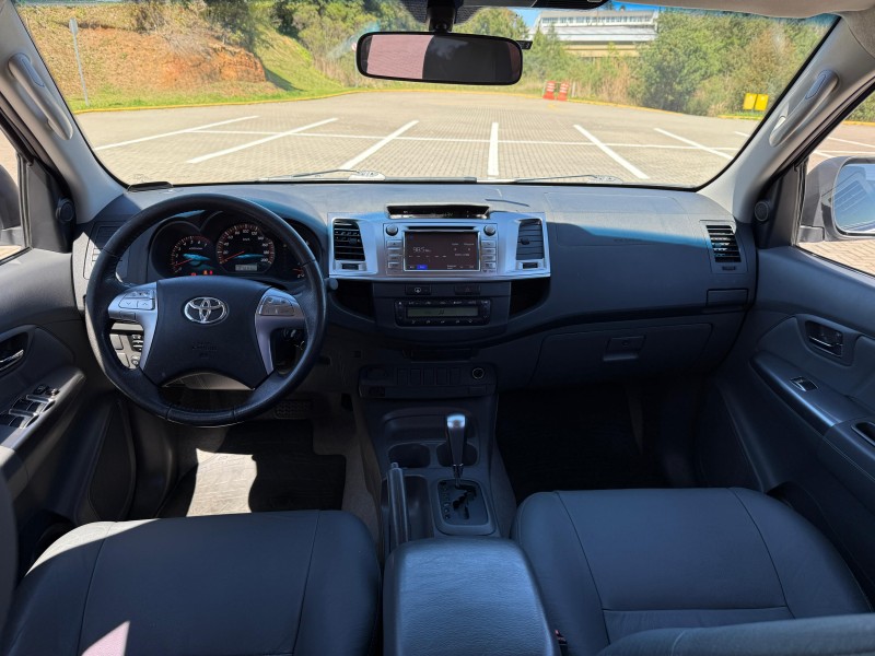HILUX 2.7 SRV 4X2 CD 16V FLEX 4P AUTOMÁTICO - 2015 - CAXIAS DO SUL