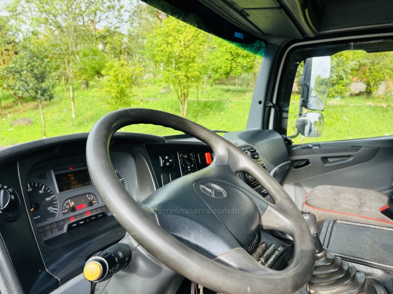 ATEGO 2425 3 EIXOS - 2011 - BENTO GONçALVES