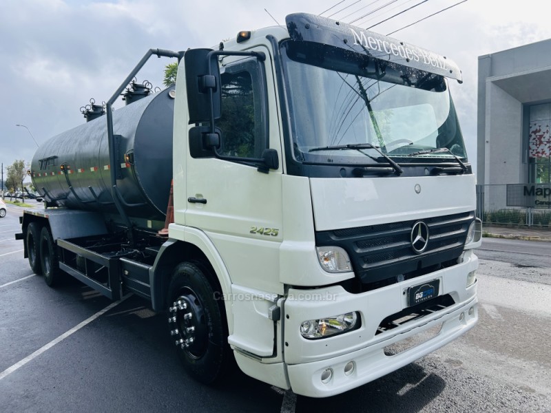 ATEGO 2425 3 EIXOS - 2011 - BENTO GONçALVES