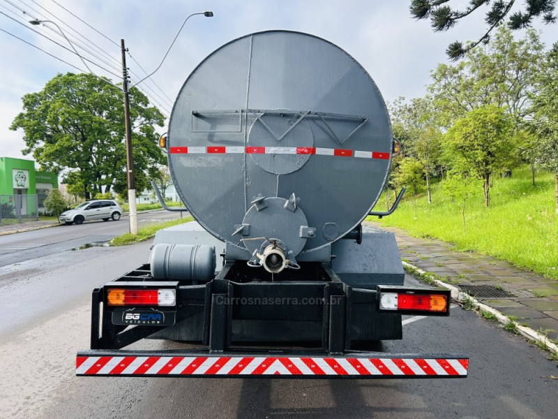 ATEGO 2425 3 EIXOS - 2011 - BENTO GONçALVES