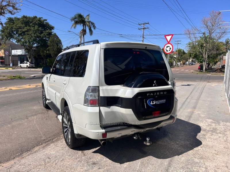 PAJERO FULL 3.2 HPE 4X4 16V TURBO INTERCOOLER DIESEL 4P AUTOMÁTICO - 2016 - VENâNCIO AIRES