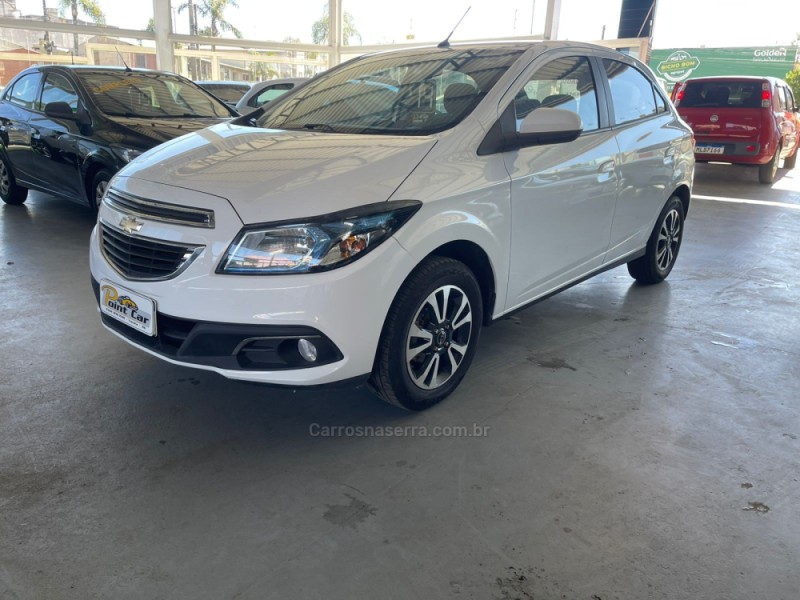 ONIX 1.4 MPFI LTZ 8V FLEX 4P MANUAL - 2014 - VACARIA