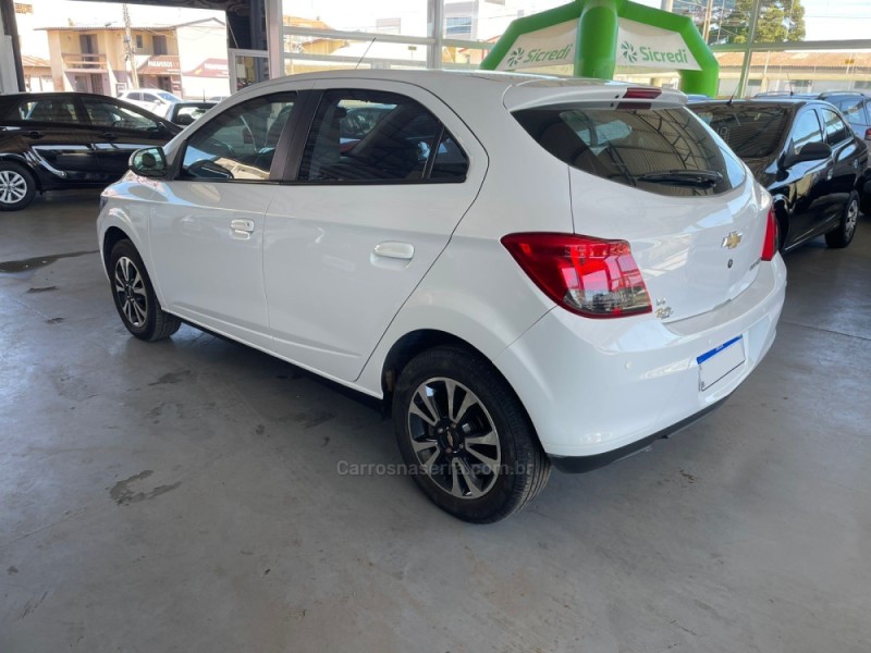 ONIX 1.4 MPFI LTZ 8V FLEX 4P MANUAL - 2014 - VACARIA