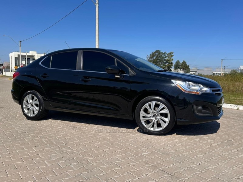 C4 LOUNGE 2.0 MPFI TENDANCE 16V FLEX 4P MANUAL - 2016 - PORTãO