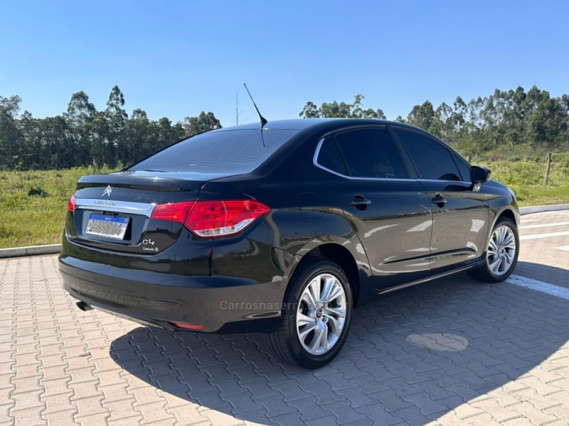 C4 LOUNGE 2.0 MPFI TENDANCE 16V FLEX 4P MANUAL - 2016 - PORTãO