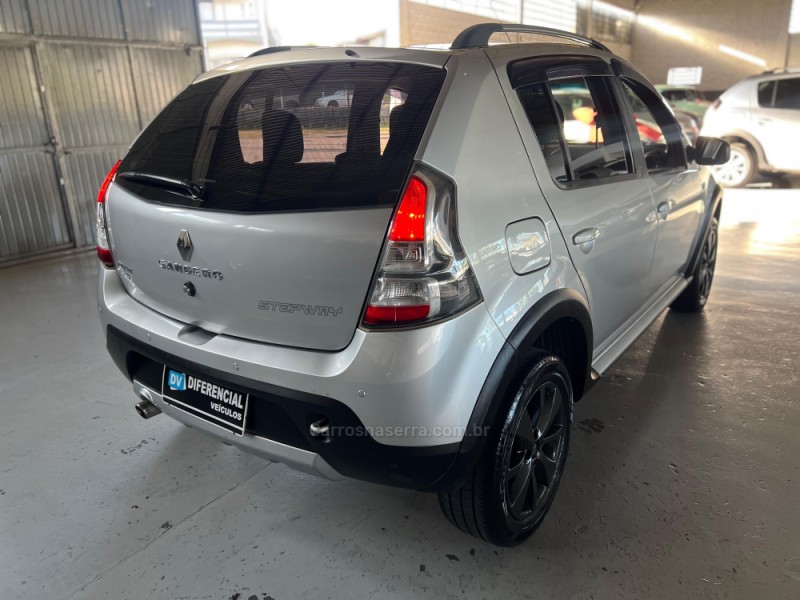 SANDERO 1.6 STEPWAY 8V FLEX 4P MANUAL - 2014 - CAXIAS DO SUL