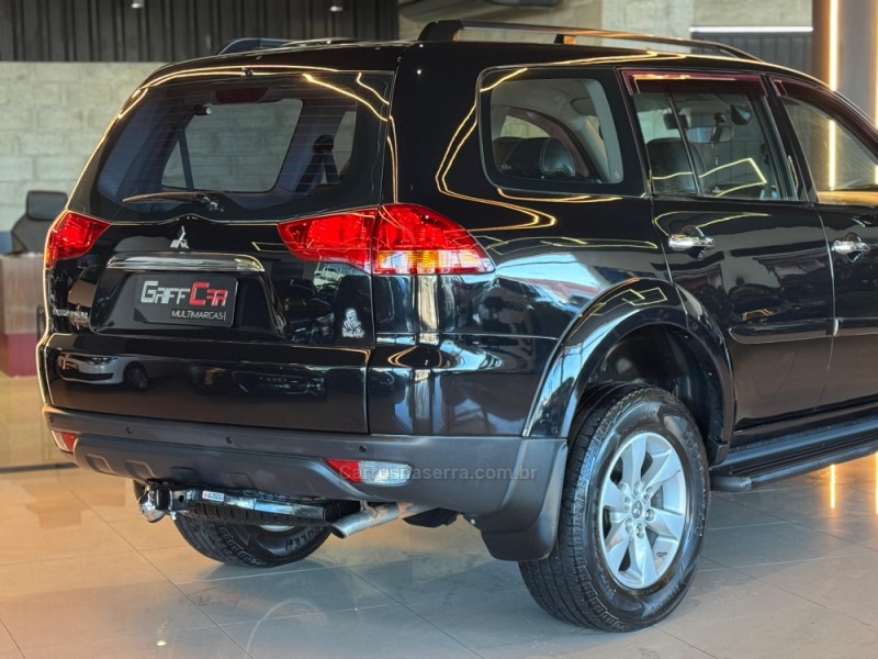 PAJERO DAKAR 3.2 HPE 4X4 7 LUGARES 16V TURBO INTERCOOLER DIESEL 4P AUTOMÁTICO - 2012 - DOIS IRMãOS