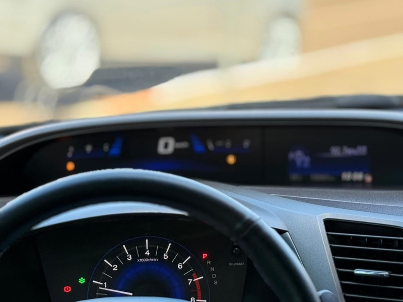 CIVIC 2.0 LX SEDAN 16V FLEX 4P AUTOMÁTICO - 2014 - LAGOA VERMELHA