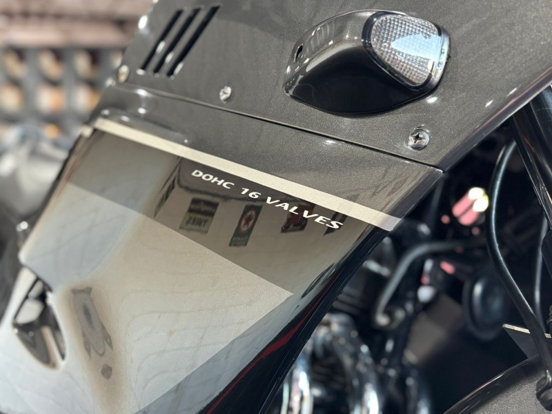 CBX 750 FOUR INDY - 1993 - TEUTôNIA