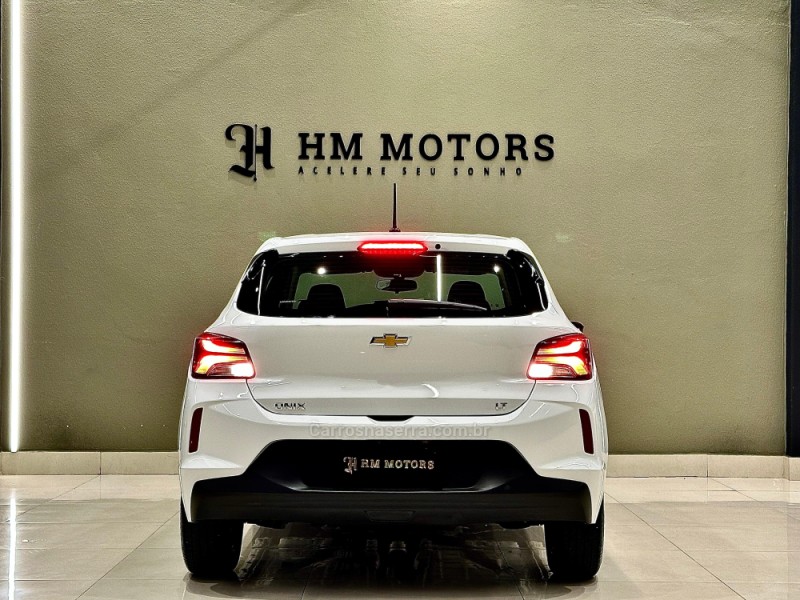 ONIX 1.0 LT2 FLEX 4P MANUAL - 2021 - CAXIAS DO SUL