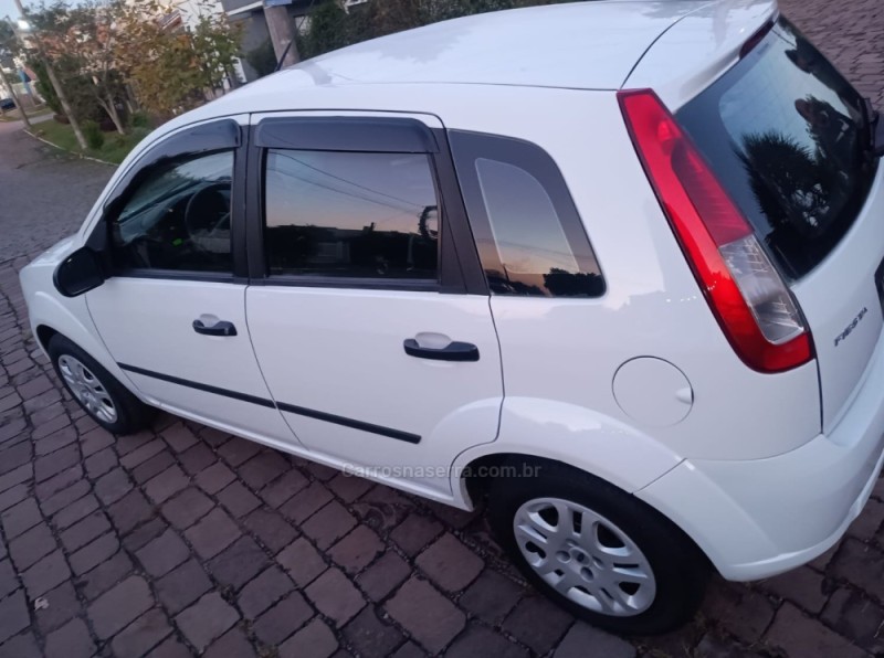 FIESTA 1.6 ROCAM HATCH 8V FLEX 4P MANUAL - 2010 - BENTO GONçALVES