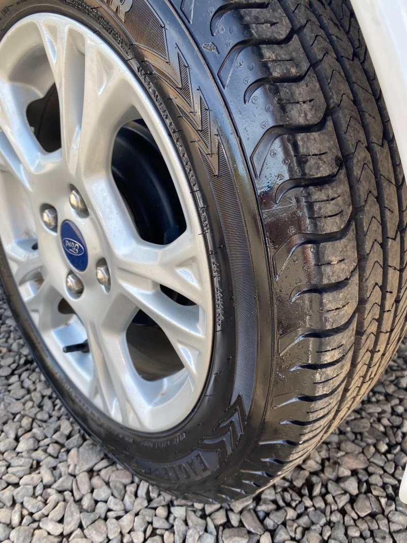 KA + 1.5 SEL 16V FLEX 4P MANUAL - 2015 - SãO SEBASTIãO DO CAí