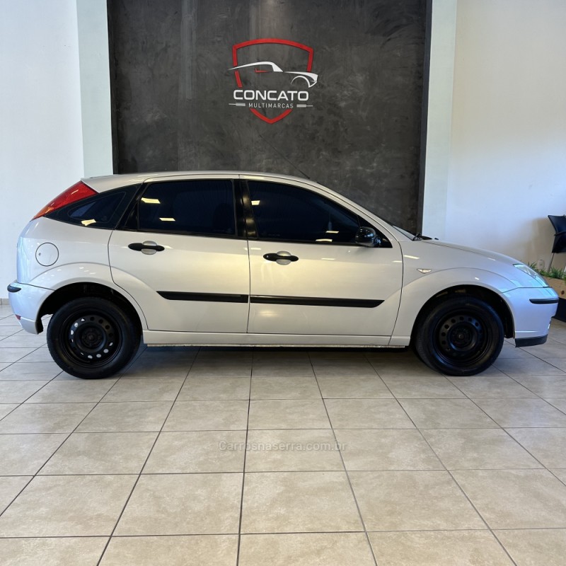 FOCUS 1.6 GLX 8V FLEX 4P MANUAL - 2008 - FARROUPILHA