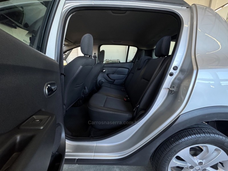 SANDERO 1.6 STEPWAY 16V FLEX 4P MANUAL - 2017 - BENTO GONçALVES